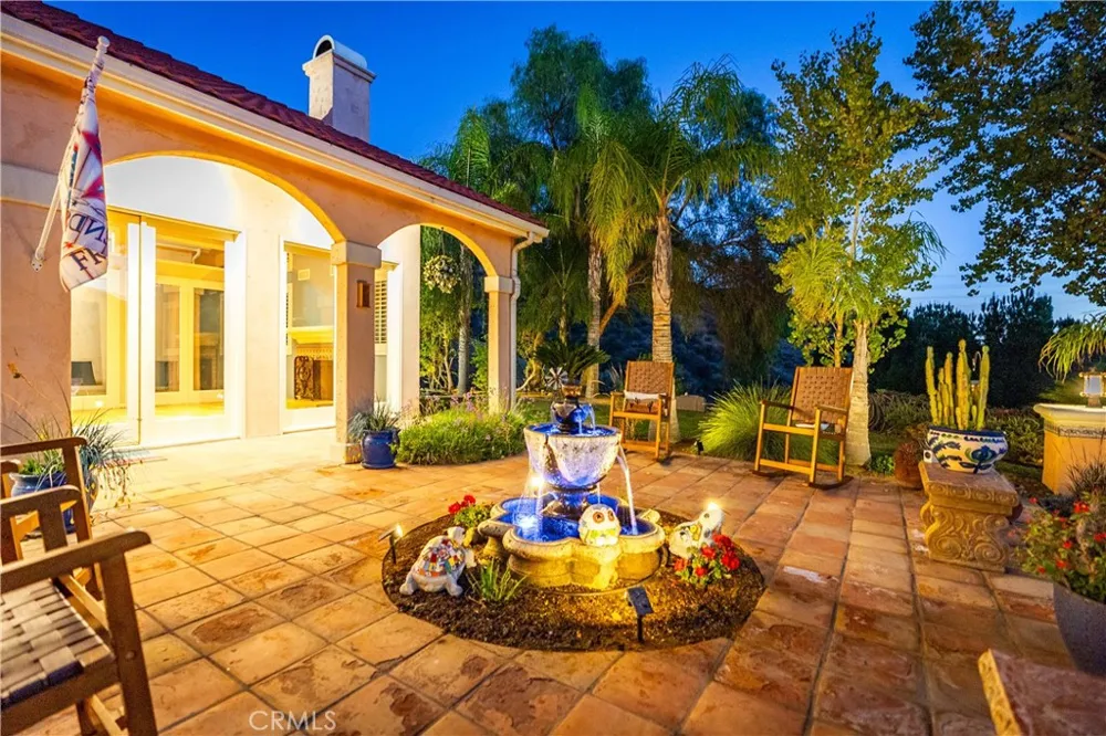 30040 San Francisquito Canyon Saugus, CA 91390