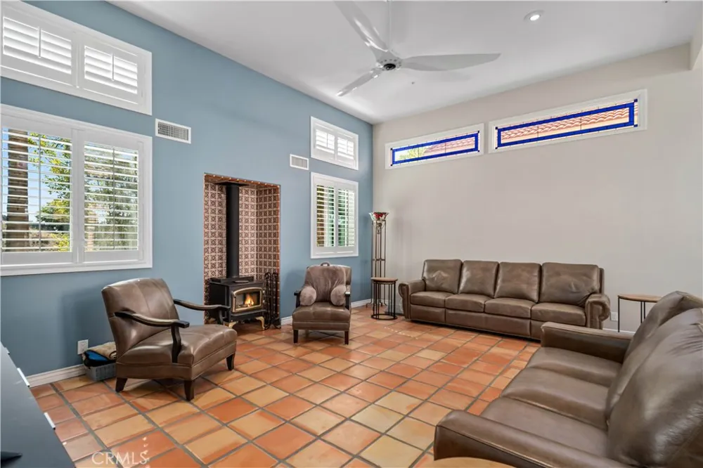 30040 San Francisquito Canyon Saugus, CA 91390