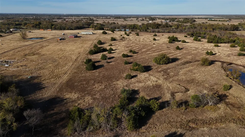 10 County Road 4115 Campbell, TX 75422