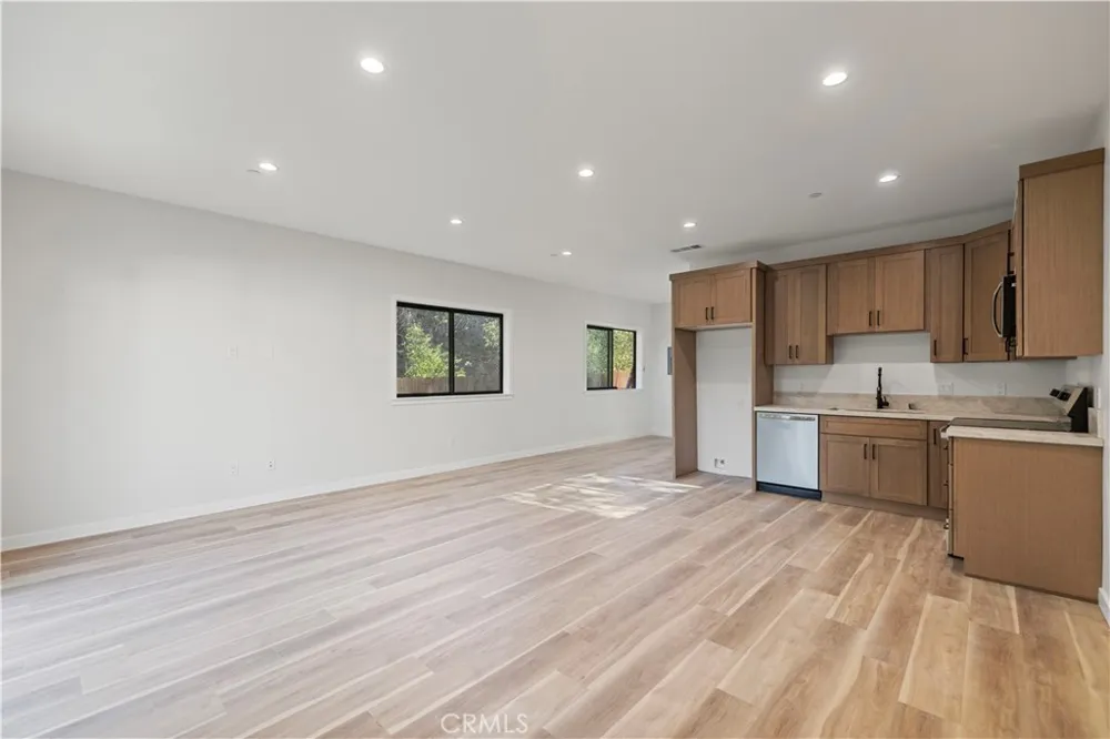 4210 New York Ave La Crescenta, CA 91214