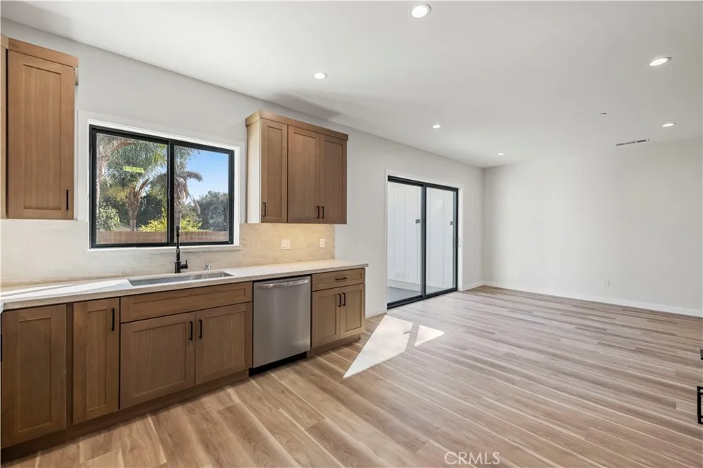 4210 New York Ave La Crescenta, CA 91214