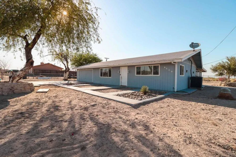 2497 Shore Isle Avenue Thermal, CA 92274