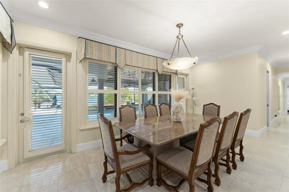 9575 WESTOVER ROBERTS ROAD Windermere, FL 34786