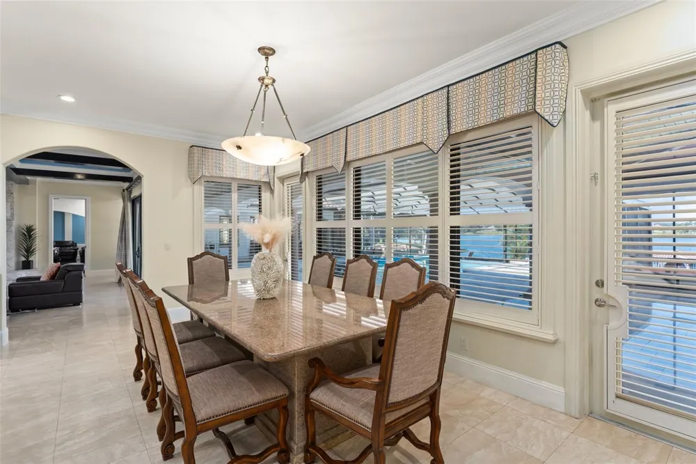9575 WESTOVER ROBERTS ROAD Windermere, FL 34786