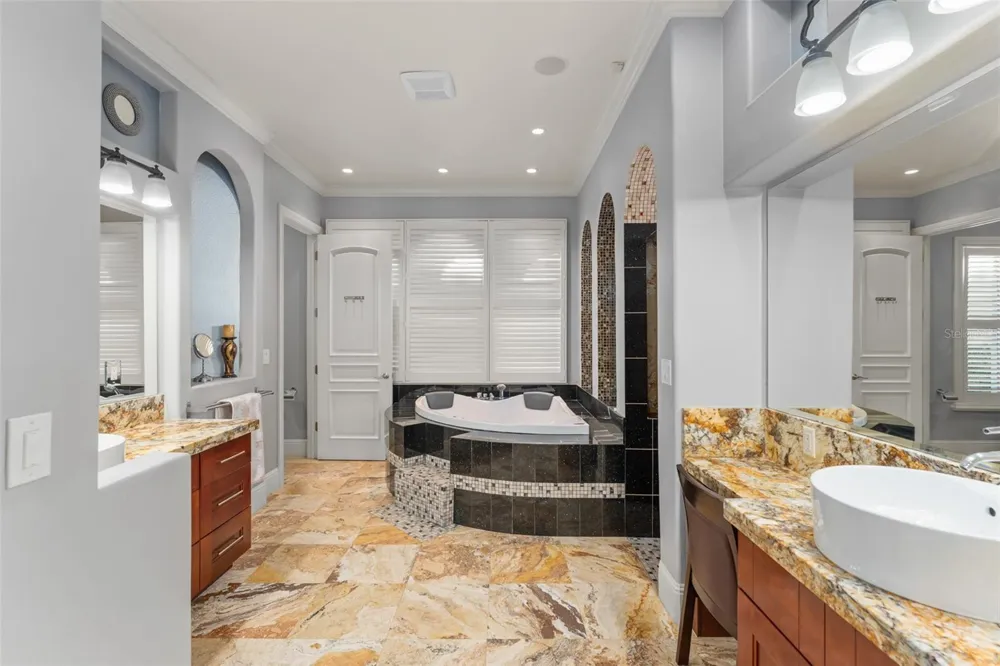 9575 WESTOVER ROBERTS ROAD Windermere, FL 34786
