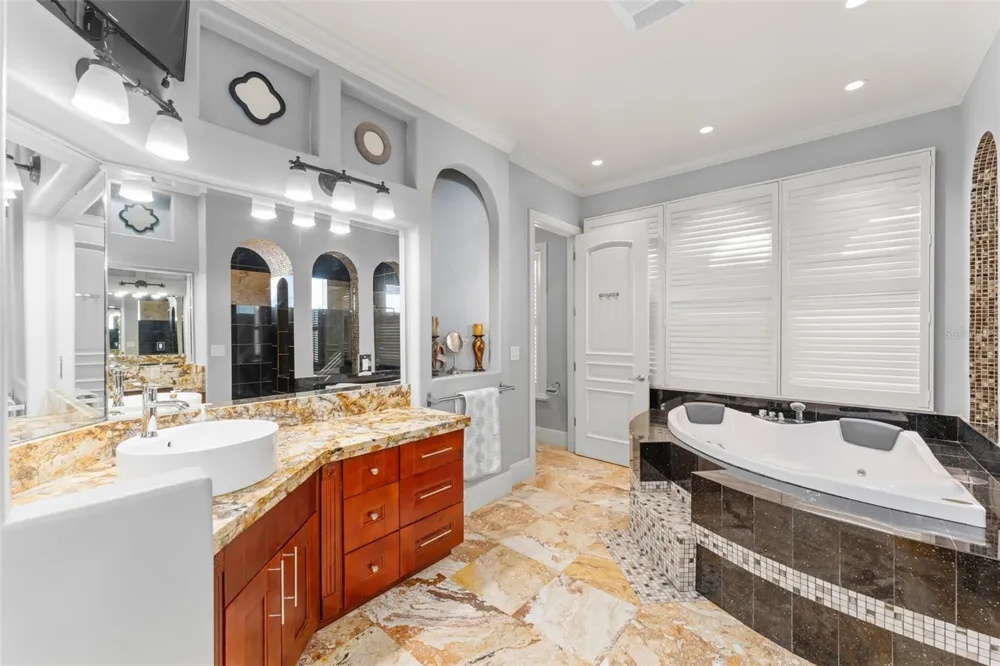 9575 WESTOVER ROBERTS ROAD Windermere, FL 34786