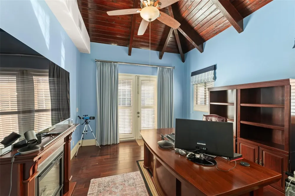 9575 WESTOVER ROBERTS ROAD Windermere, FL 34786