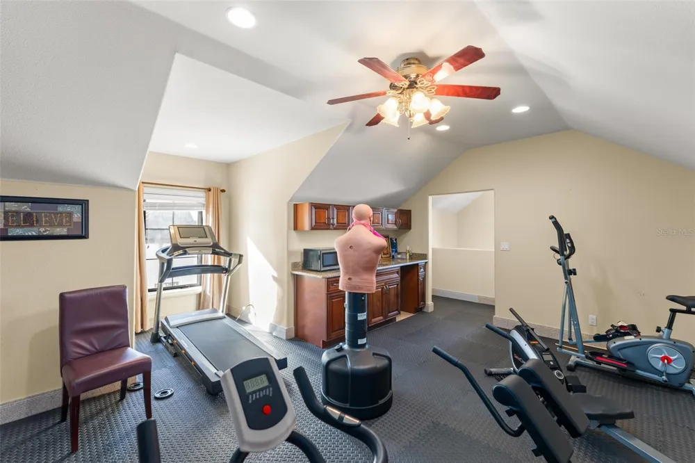 9575 WESTOVER ROBERTS ROAD Windermere, FL 34786