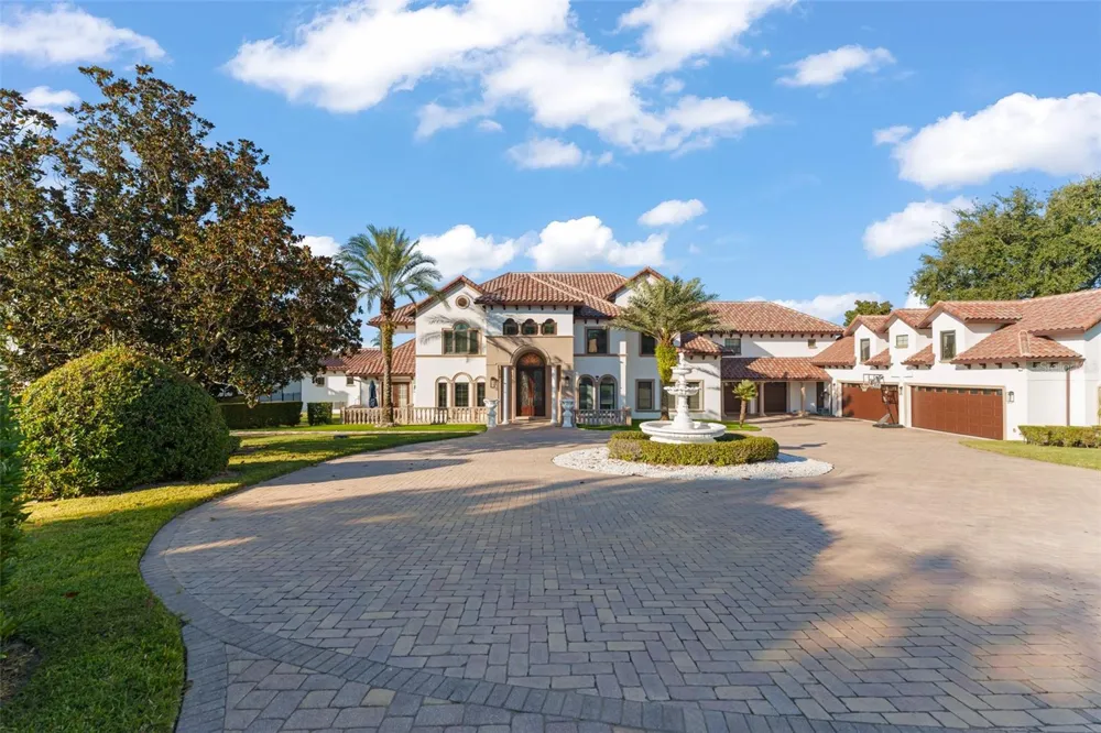 9575 WESTOVER ROBERTS ROAD Windermere, FL 34786