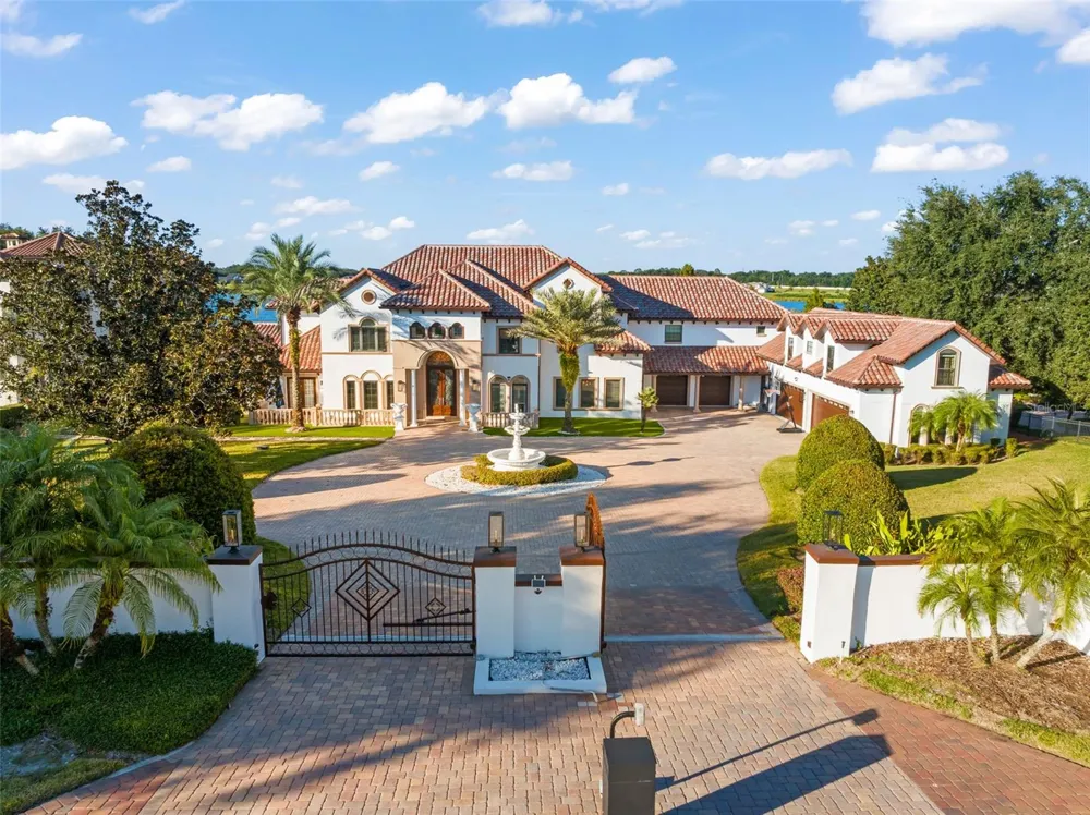 9575 WESTOVER ROBERTS ROAD Windermere, FL 34786