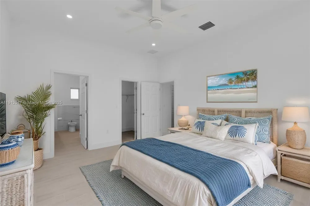 Address Not Shown Key Largo, FL 33037