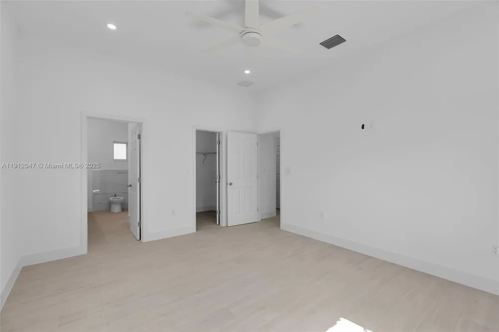 Address Not Shown Key Largo, FL 33037