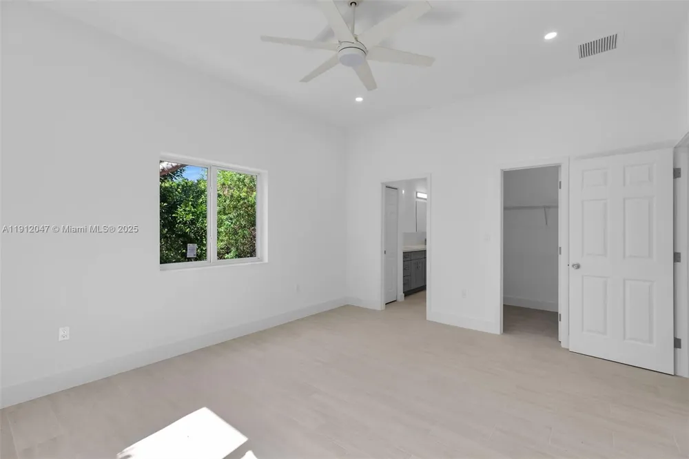 Address Not Shown Key Largo, FL 33037