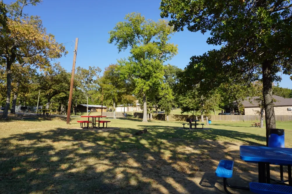 1688 Doc Holiday Dr Log Cabin, TX 75148