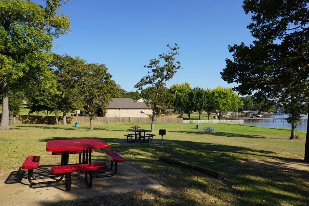 1688 Doc Holiday Dr Log Cabin, TX 75148