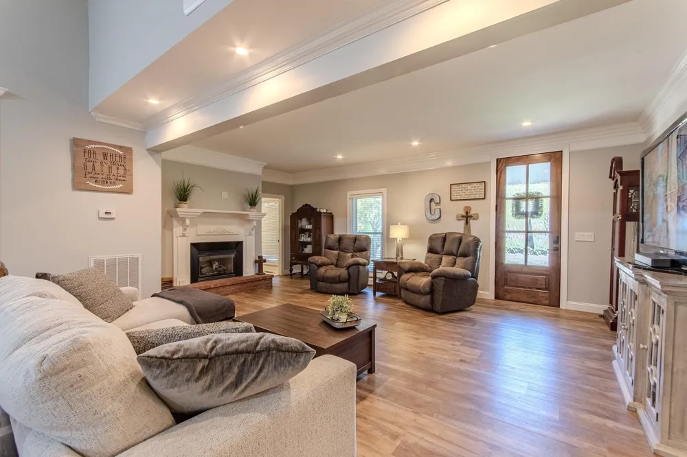 635 PATTERSON RD Savannah, TN 38372