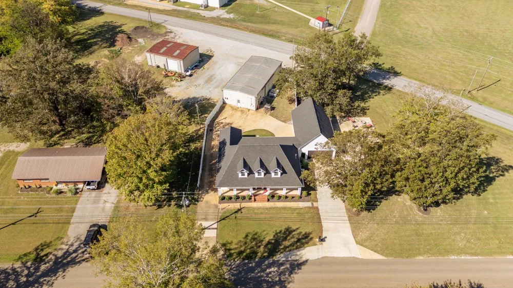 635 PATTERSON RD Savannah, TN 38372