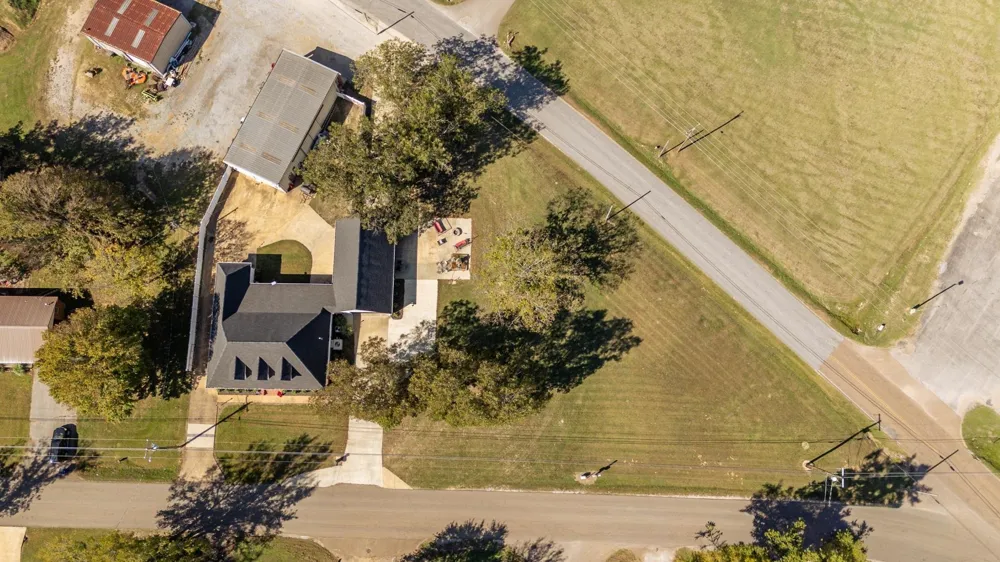 635 PATTERSON RD Savannah, TN 38372