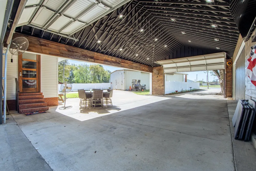 635 PATTERSON RD Savannah, TN 38372