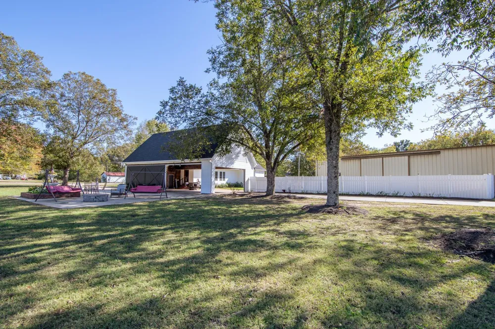 635 PATTERSON RD Savannah, TN 38372