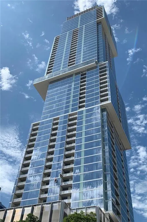 301 West Avenue #1603