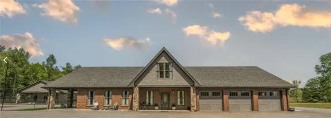 1600 Happy Hollow Road
