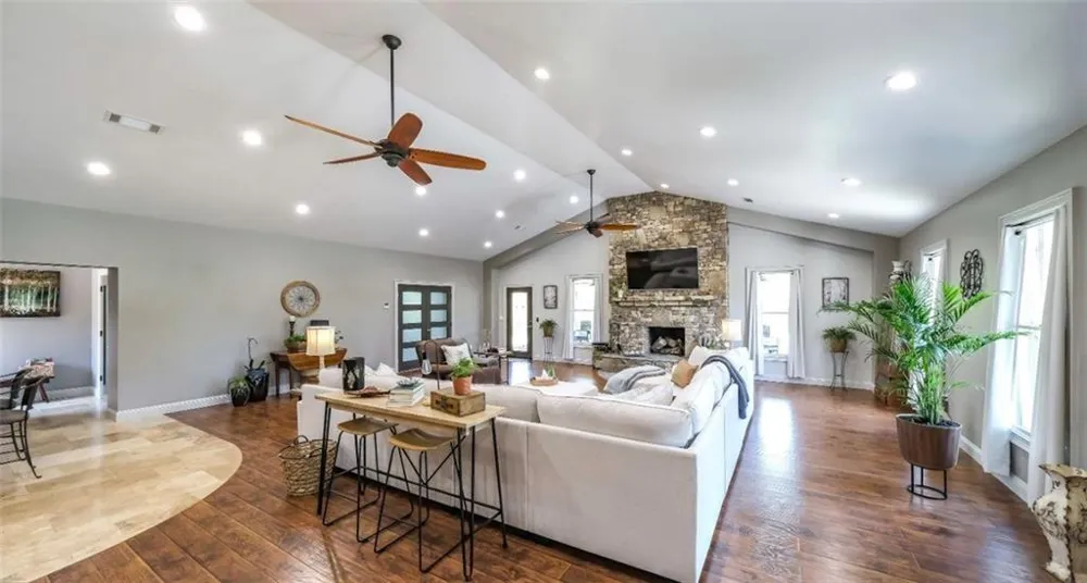 1600 Happy Hollow Road Roopville, GA 30170