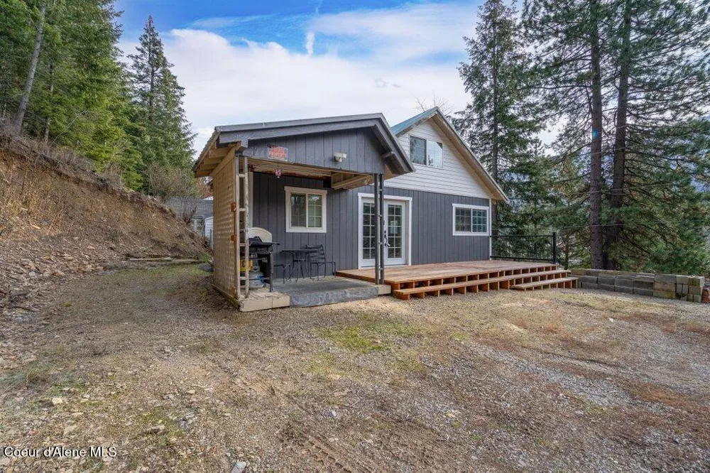 411 Pine Street Mullan, ID 83846