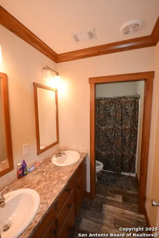 97 SD 45690 Rocksprings, TX 78880
