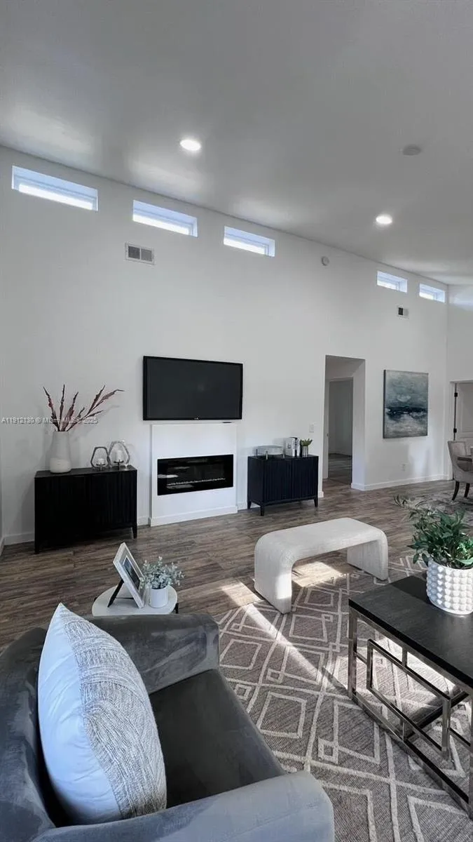 236 NW 6 Ave Homestead, FL 33030