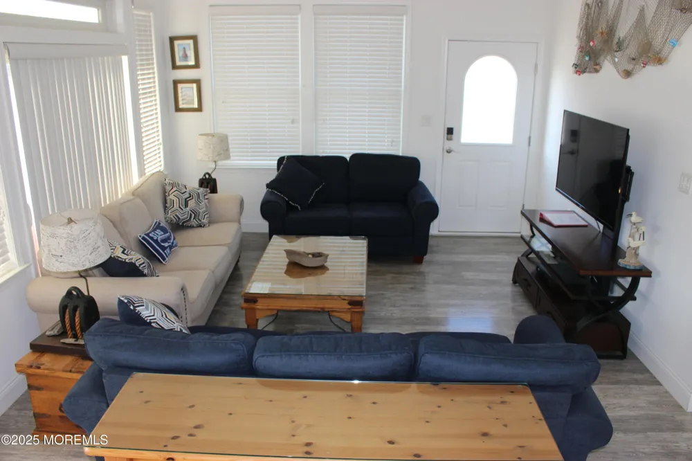 128 W Osprey Way Lavallette, NJ 08735