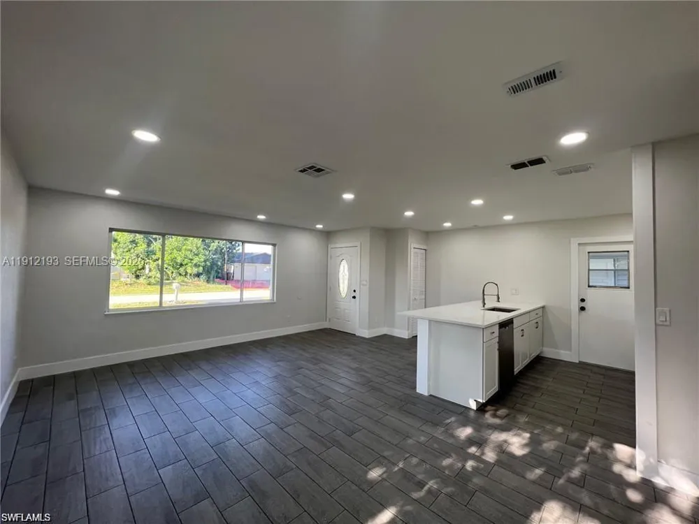 1109 Grifford Ave Lehigh Acres, FL 33936