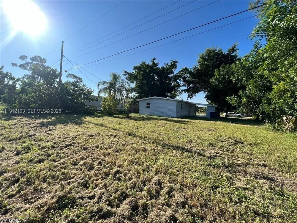 1109 Grifford Ave Lehigh Acres, FL 33936