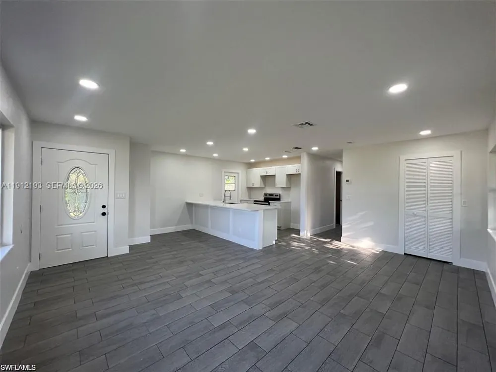 1109 Grifford Ave Lehigh Acres, FL 33936
