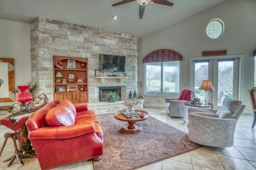 1105 Hi Fault Horseshoe Bay, TX 78657