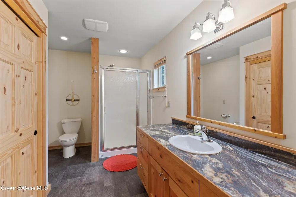 70 S Granite Bay Road Nordman, ID 83848