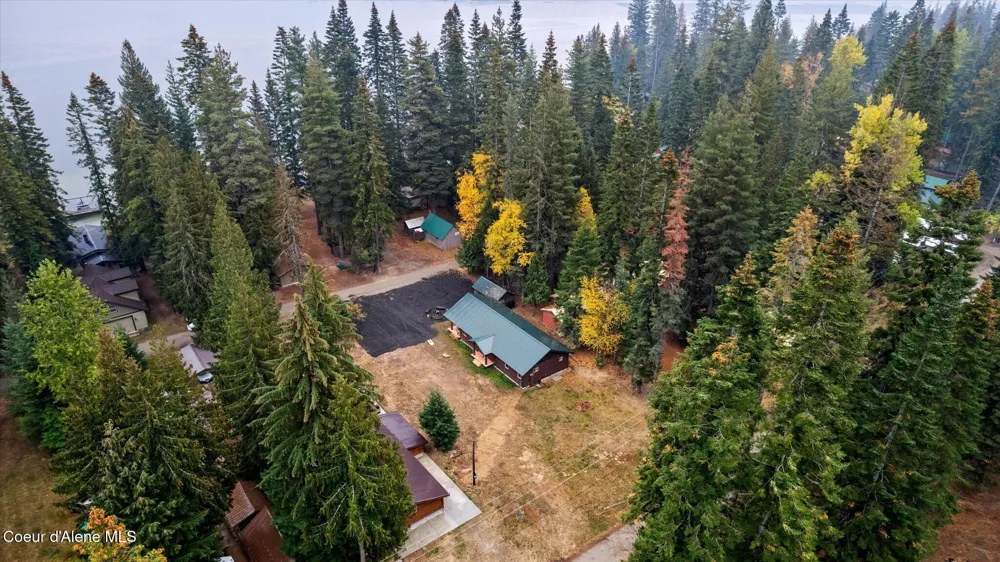 70 S Granite Bay Road Nordman, ID 83848