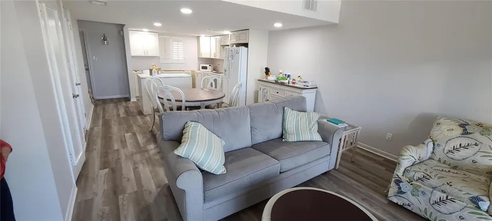 815 OCEAN SHORE BOULEVARD #7B Ormond Beach, FL 32176
