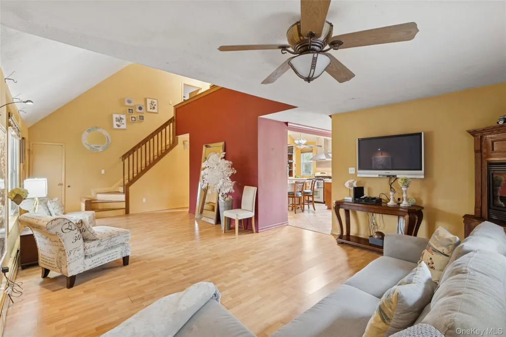 3 Meadowgrass Lane Southampton, NY 11968