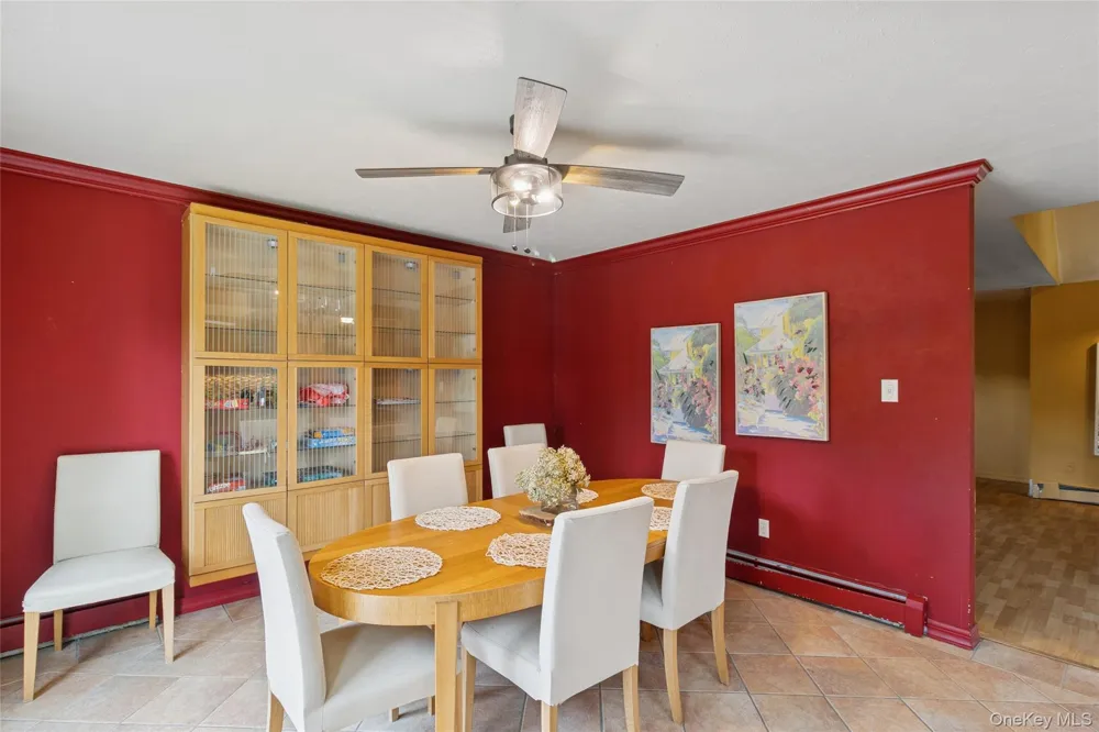 3 Meadowgrass Lane Southampton, NY 11968