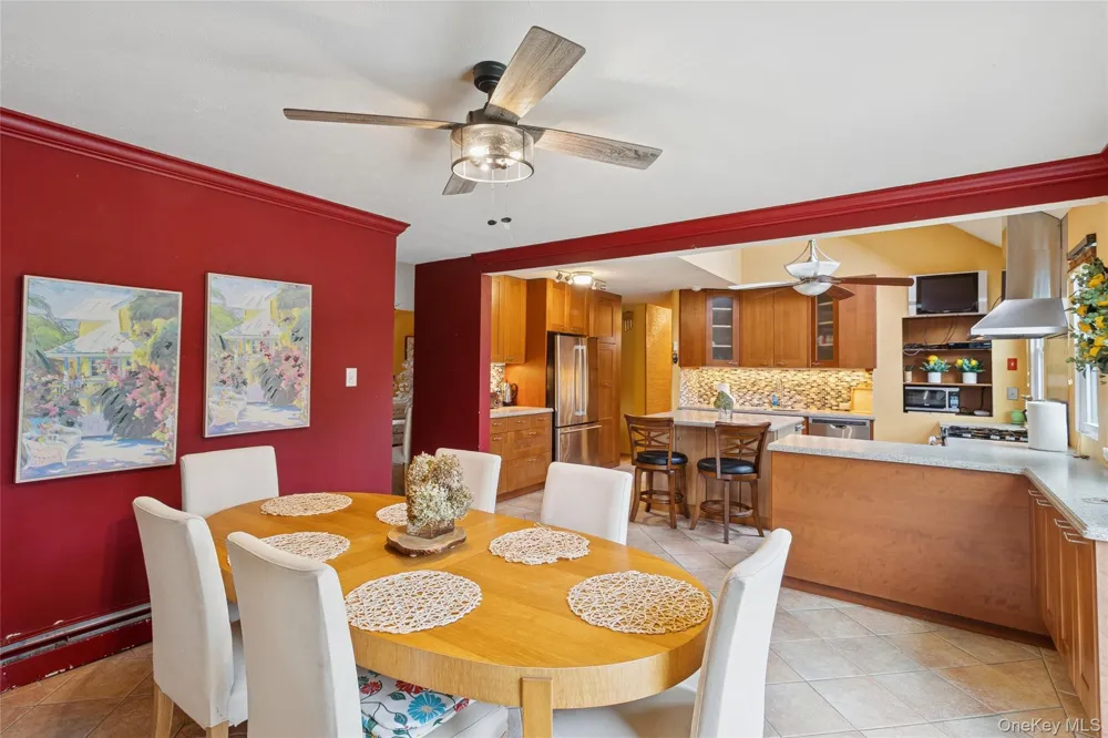 3 Meadowgrass Lane Southampton, NY 11968