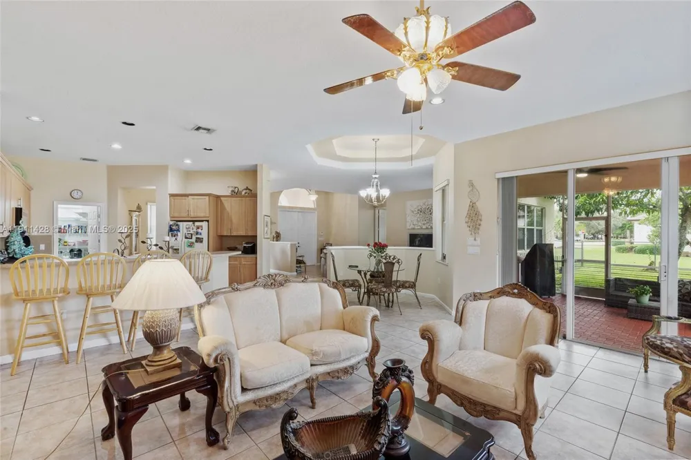 13875 SW 41st St Davie, FL 33330