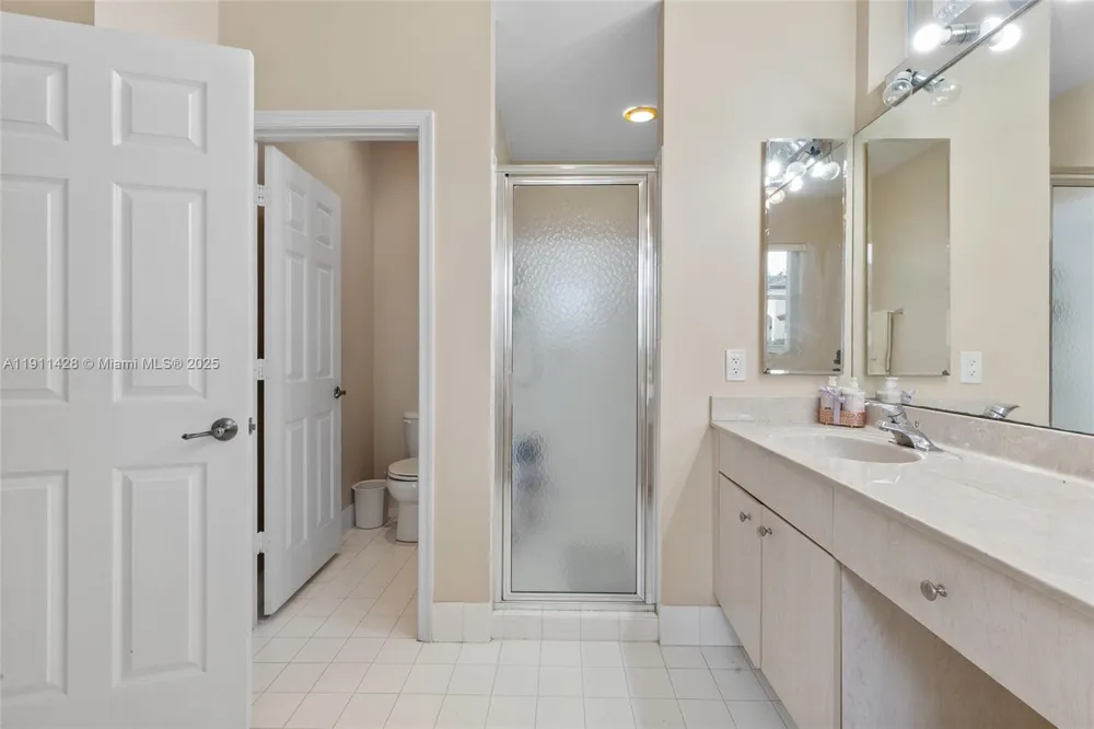 13875 SW 41st St Davie, FL 33330