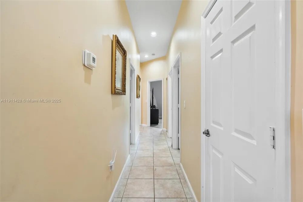 13875 SW 41st St Davie, FL 33330