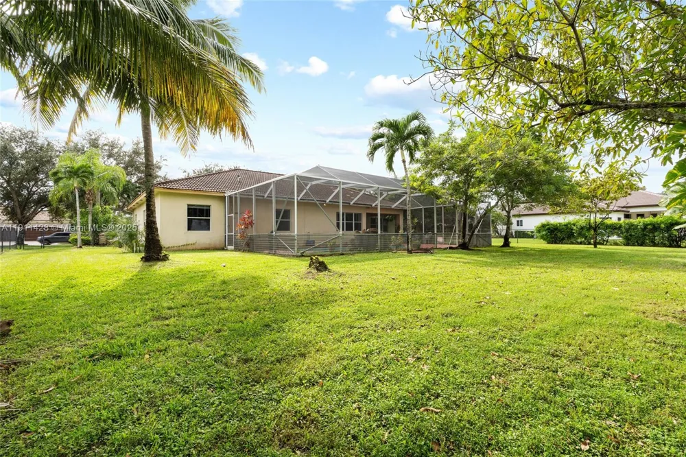 13875 SW 41st St Davie, FL 33330