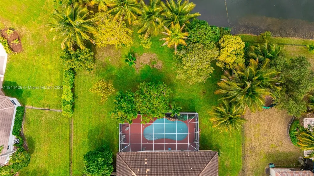 13875 SW 41st St Davie, FL 33330