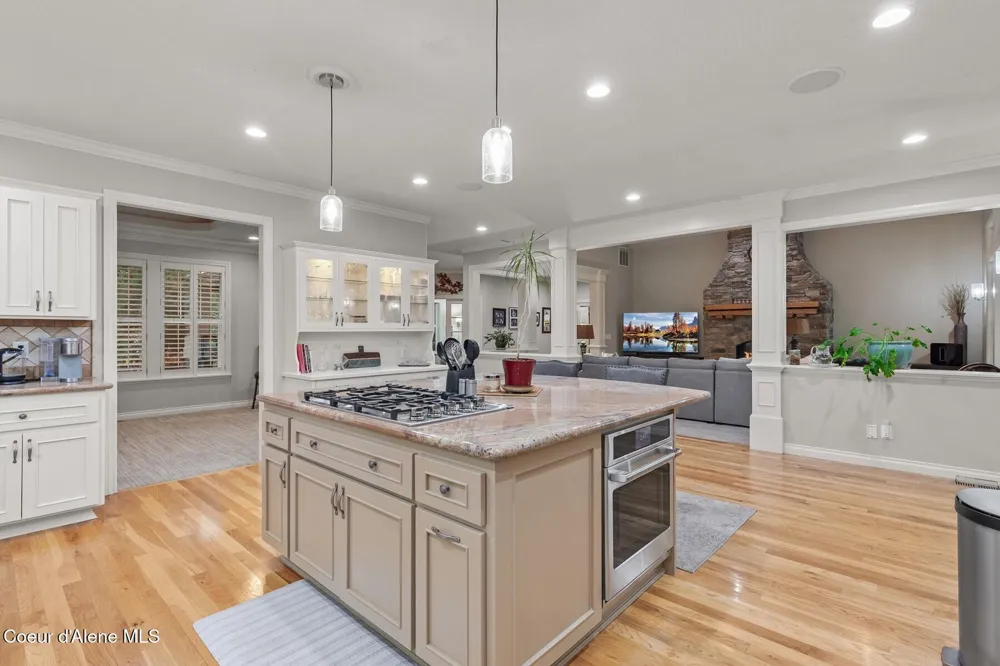 12155 Yearling Circle Hayden, ID 83835