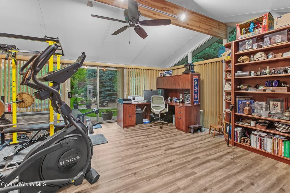 12155 Yearling Circle Hayden, ID 83835