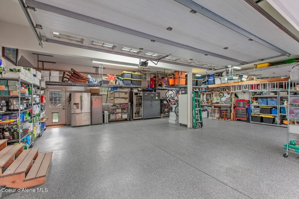 12155 Yearling Circle Hayden, ID 83835