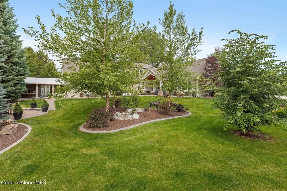 12155 Yearling Circle Hayden, ID 83835